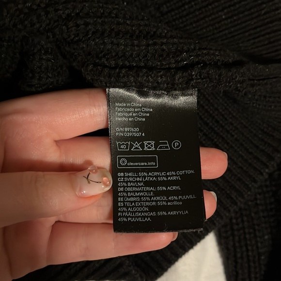 sweater (HM) - Picture 5 of 6